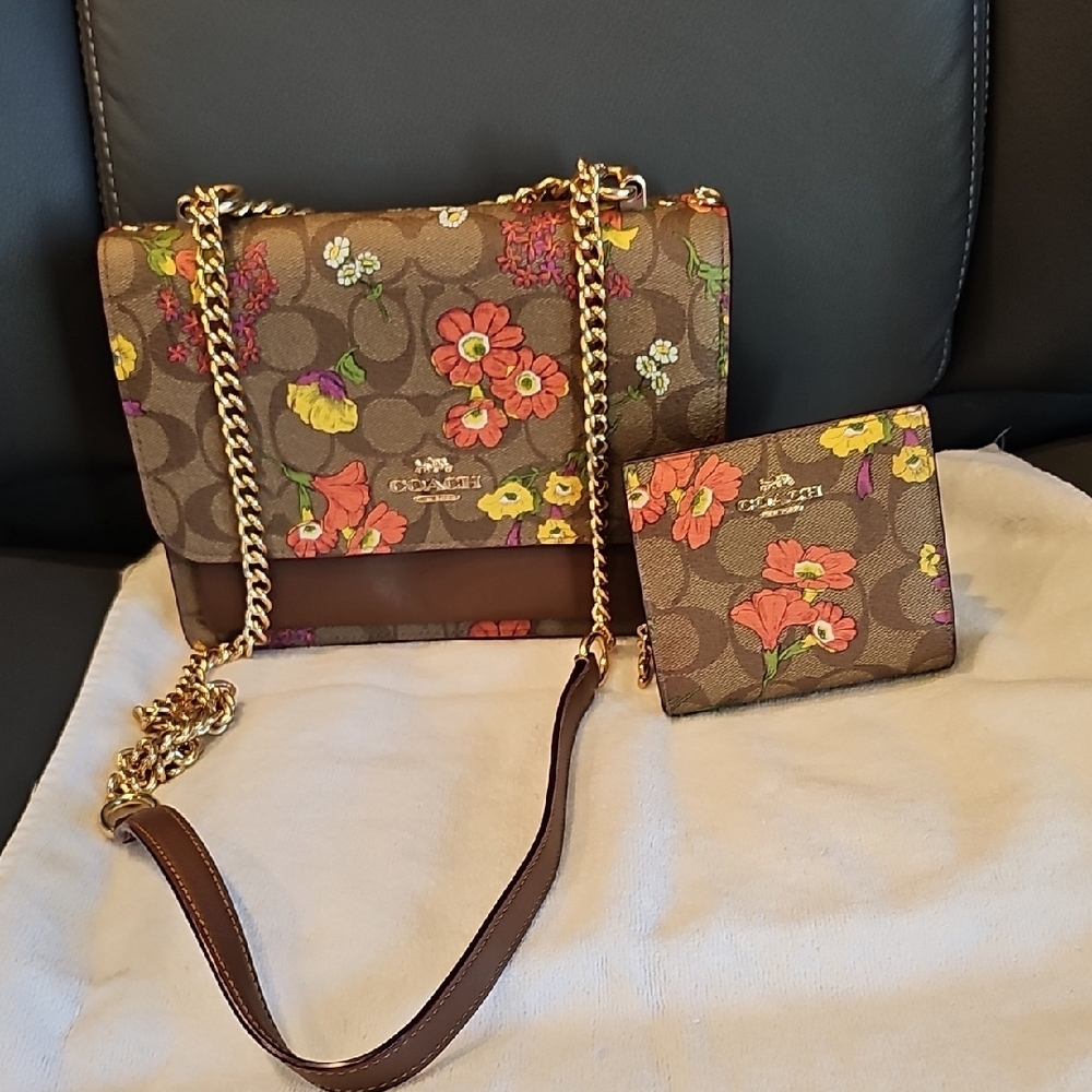 Coach Brown Floral Women's Bag Set
